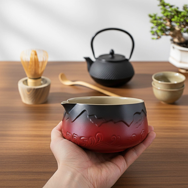 Matchawan – Ceramiczna miseczka do matchy z dzióbkiem – Mountain (czerwona)