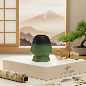 Kusenaoshi – Ceramiczna podstawka pod Chasen – Mountain (zielona)