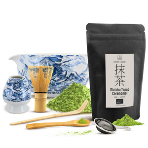 Zestaw ceremonialny do parzenia herbaty matcha: japońska matcha BIO ceremonialna 30g + akcesoria